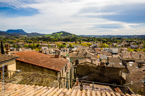 Vue sur Crest depuis les hauteurs de la ville