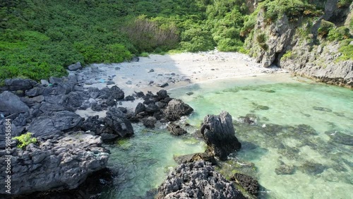 沖縄本島の国頭郡国頭村辺戸にある辺戸岬や宇佐浜ビーチをドローンで撮影する風景 Scenery of Cape Hedo and Usahama Beach in Hedo, Kunigami-mura, Kunigami-gun, Okinawa mainland, Japan, photographed by drone. photo