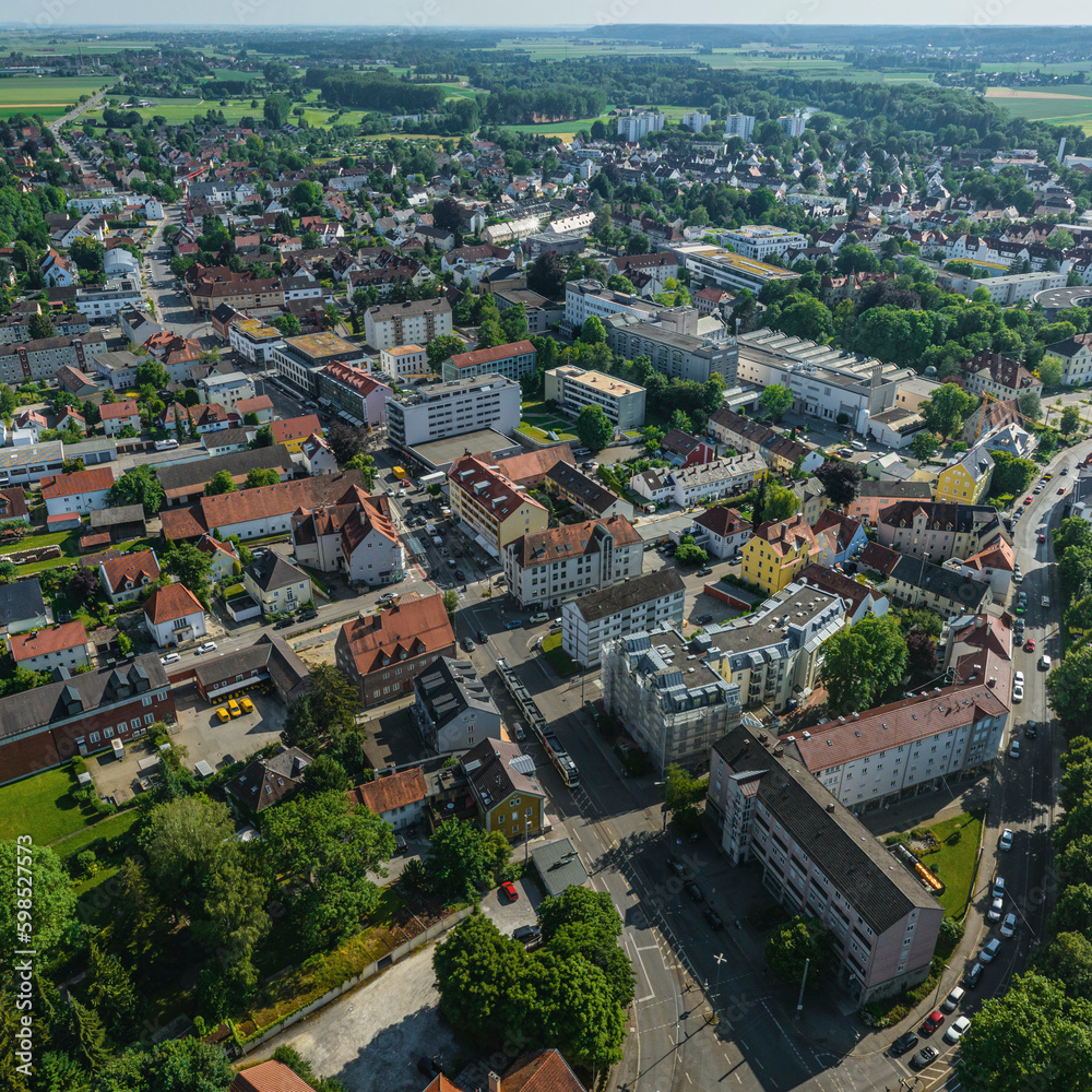 Ausblick auf Göggingen im Südwesten von Augsburg aus der Luft