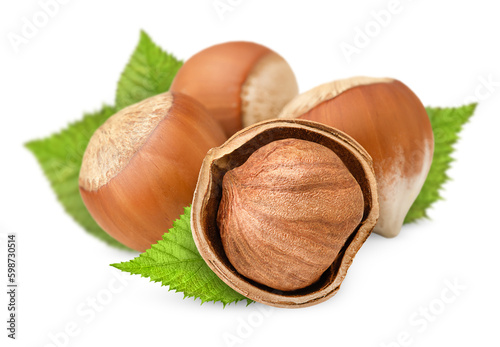 Quadro em tela heap hazelnut nuts with leaves on a white isolated background, front view
