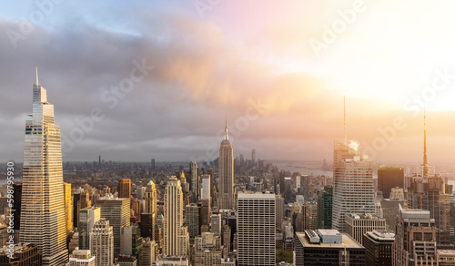 Manhattan skyline in New York © karandaev