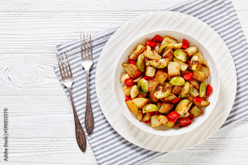 Pan-Browned Potatoes with red pepper and garlic