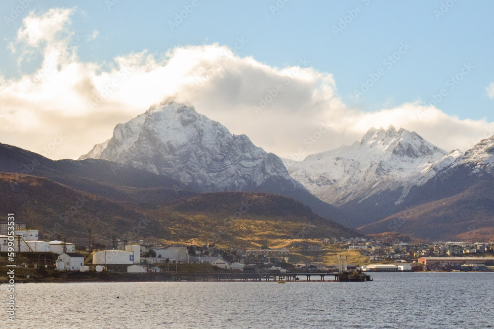 Paisaje de la ciudad de Ushuaia, Tierra del Fuego, Argentina