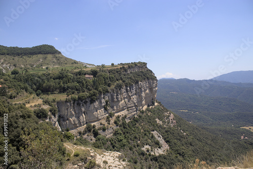 Paisaje natural de las montañas del pirineo español