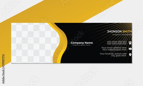 Luxuries modern email signature template design, simple and clean with black and gold color.