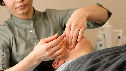 Rejuvenating facial massage