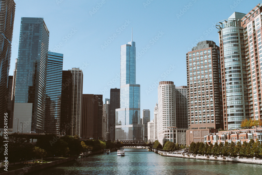 skyscrapers and river in downtown chicago