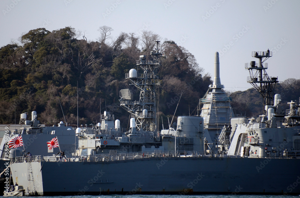 横須賀の護衛艦