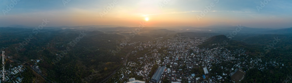 Panorámica, 350 metros de altura Cuscatlán, El Salvador Panorámica, 350 metros de altura Cuscatlán, El Salvador