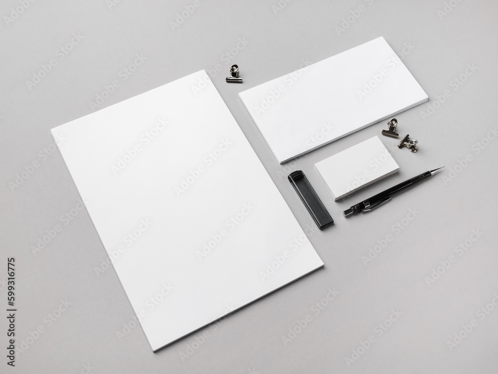 Blank branding stationery set on gray paper background. Responsive design template. - obrazy, fototapety, plakaty 