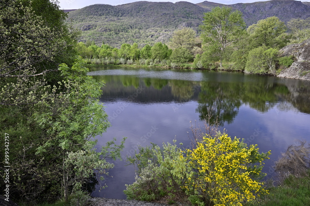 Ruta por el cañon del rio Tera 