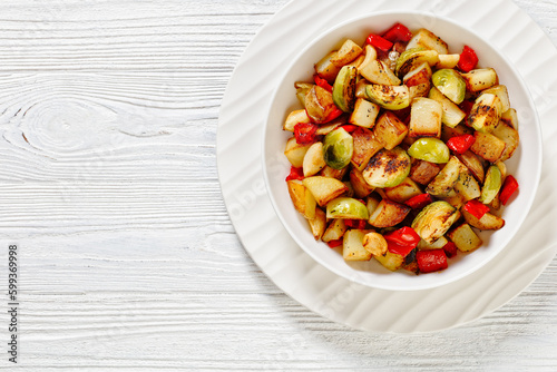 Pan-Browned Potatoes with red pepper and garlic