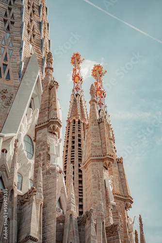sagrada familia in the city