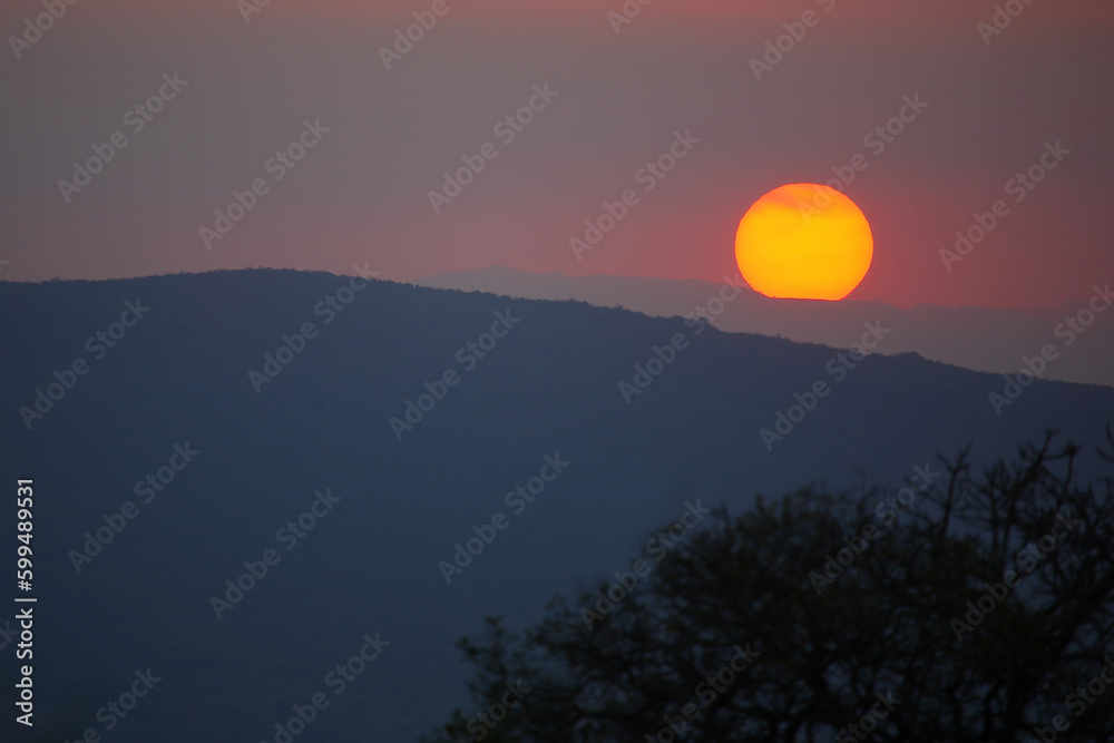 Sonnenuntergang - Krüger Park - Südafrika / Sundown - Kruger Park - South Africa /