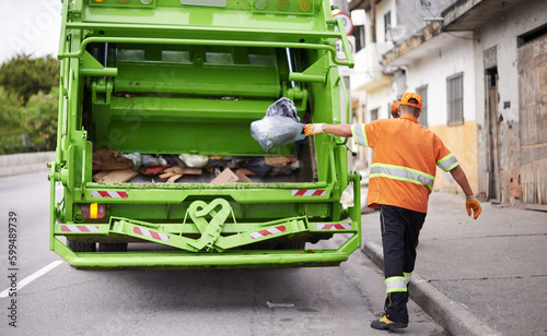 Foto Waste, truck and man with garbage, collection and recycling in the community, city and clean