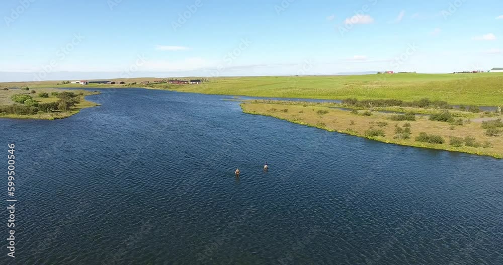 Pêche de saumon en rivière Islandaise Pêche de saumon en rivière Islandaise