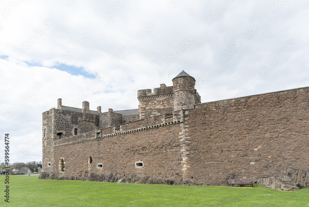 Blacmness castel, scotland