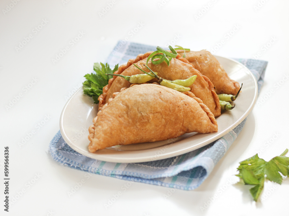 fried pastels atau pastel goreng are a kind of pastry made by placing the stuffing on top of the dough, then folded and tightly closed. Pastels can taste sweet or savory fried pastels atau pastel goreng are a kind of pastry made by placing the stuffing on top of the dough, then folded and tightly closed. Pastels can taste sweet or savory