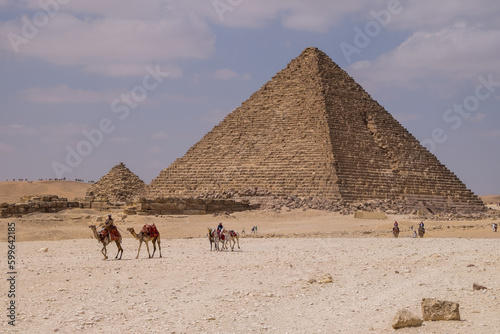 Vista de las pirámides de Giza en El Cairo, Egipto