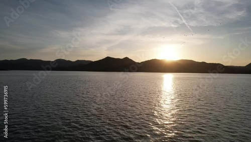 Wallpaper Mural 山陰海岸国立公園　久美浜湾の綺麗な夕景　ドローン空撮 Torontodigital.ca