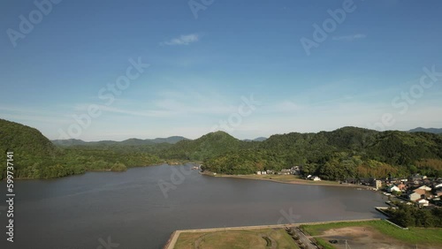 Wallpaper Mural 山陰海岸国立公園　快晴の久美浜公園と海岸の風景　ドローン空撮 Torontodigital.ca