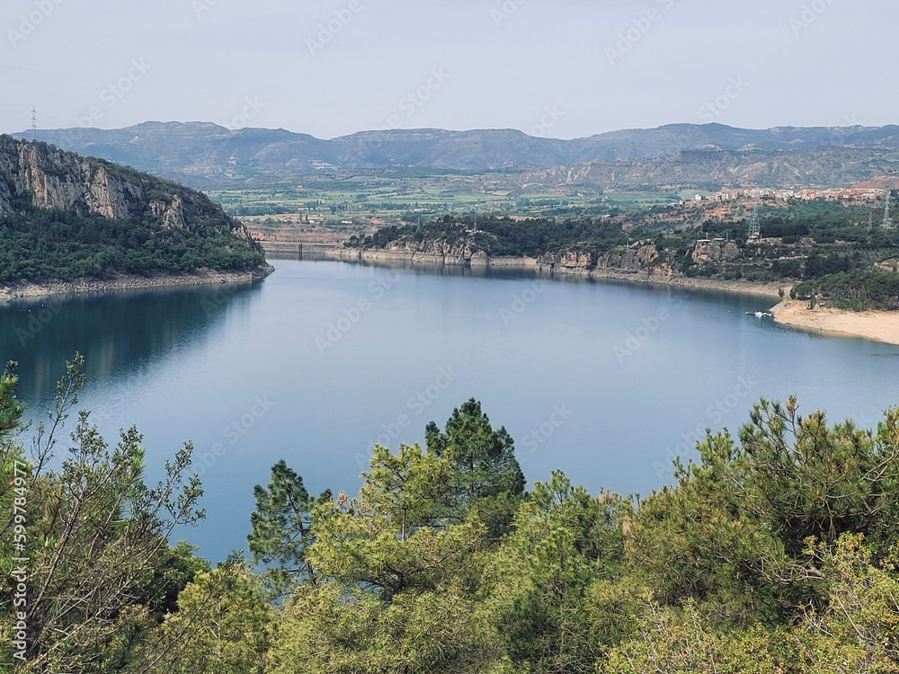 Embassament de Sant Antoni in Pallars Jussá. Route around the reservoir. Large reservoirs in Catalonia.
