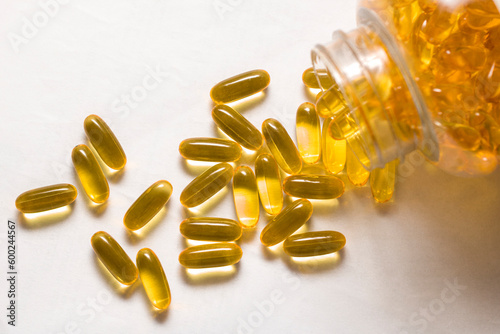 Medicamentos en capsulas de vitaminas omega