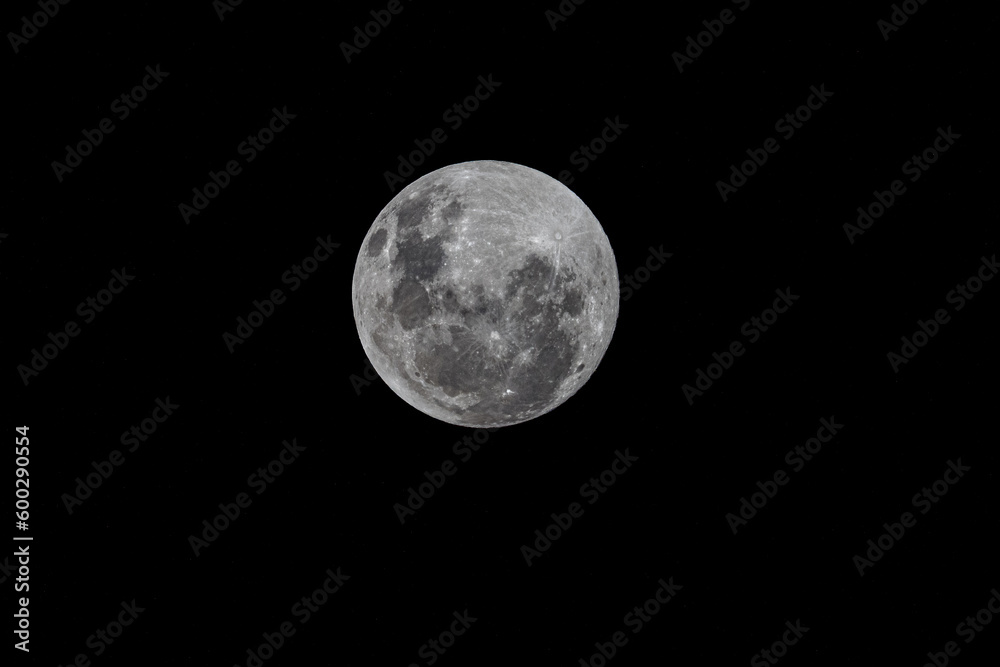 Naklejka premium Super Flower Moon Full Moon rising