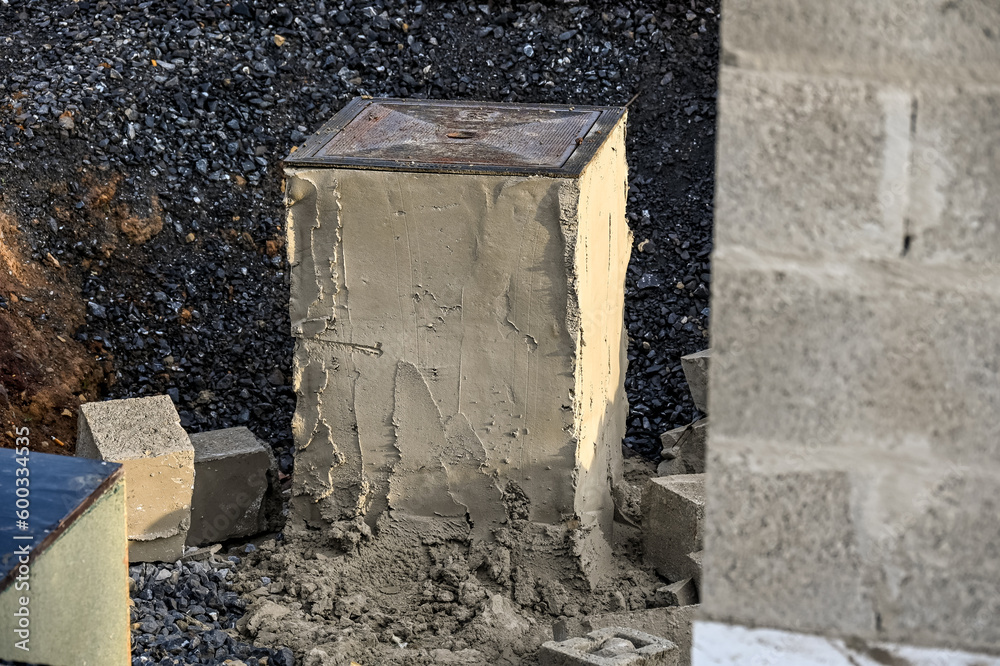 Batiment maison immobilier construction isolation environnement citerne eau secheresse
