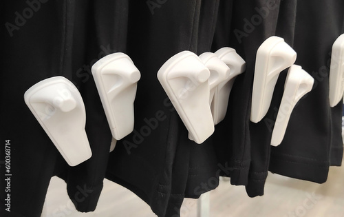 RFID hard tag for clothing - Shoplifting and anti-theft system - Electronic Article Surveillance system used with high-value goods