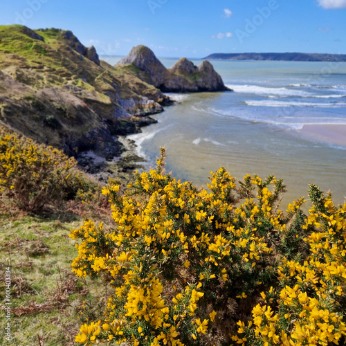 Three Cliffs Bay, a popular tourist destination located on the south coast of the Gower Peninsula in Wales. © Marcin