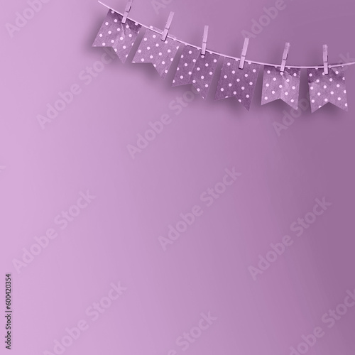 fond dégradé rose et petits drapeaux