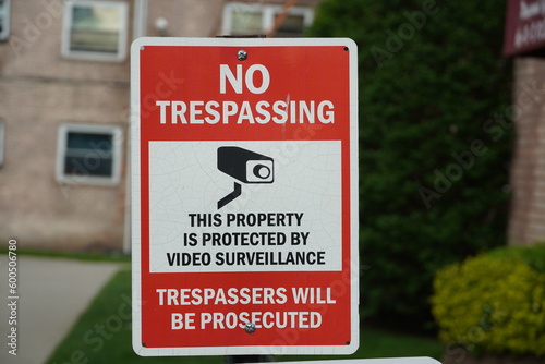 do not enter, no trespassing sign