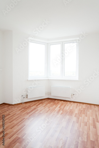 empty white room with window