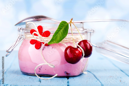 Photos Kirschjoghurt im Glas