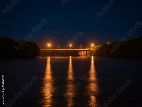 most w nocy