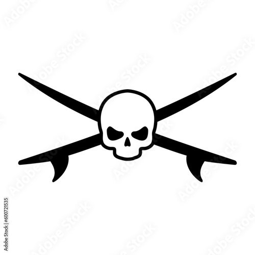 Logo club de surf. Símbolo pirata con silueta de cráneo con tablas de surf cruzadas