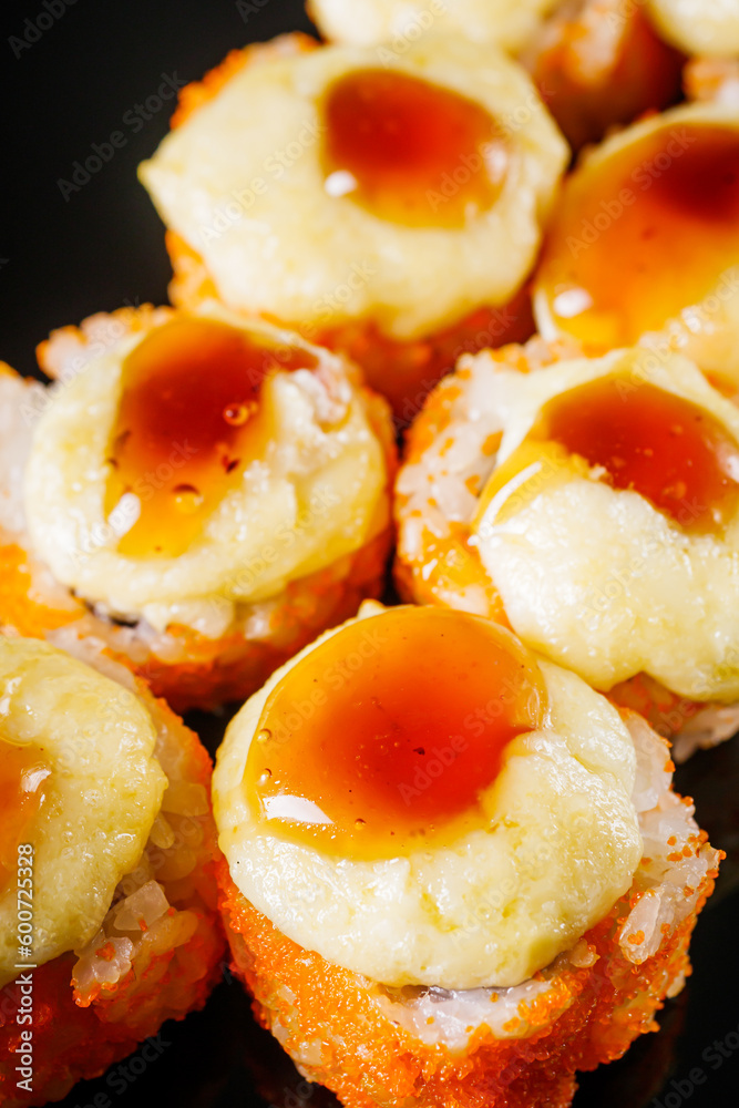 warm sushi roll with tuna and cheese cap warm sushi roll with tuna and cheese cap