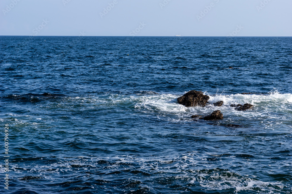 城ヶ島の海と白波