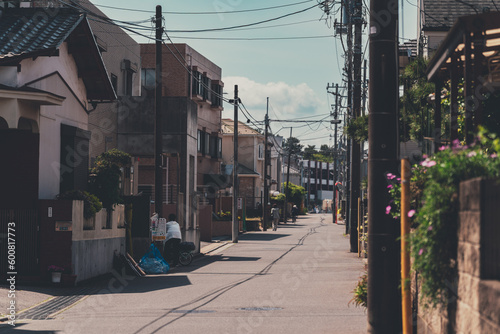 日本の平和な住宅街
