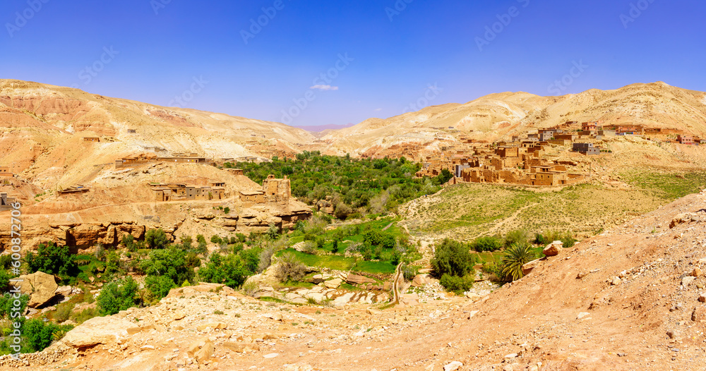 Fototapeta premium Landscape and a local village in the High Atlas