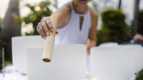 Relaxing sound healing sleep meditation session in Hawaii