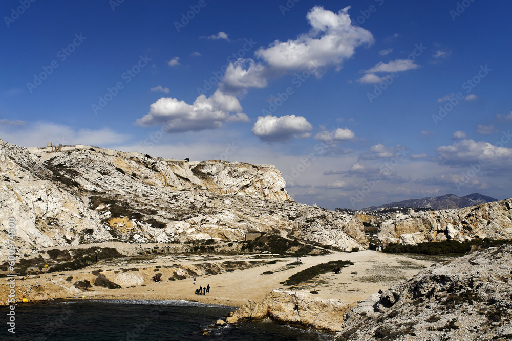 Fototapeta premium Le parc national des Calanques entre Marseille et Cassis