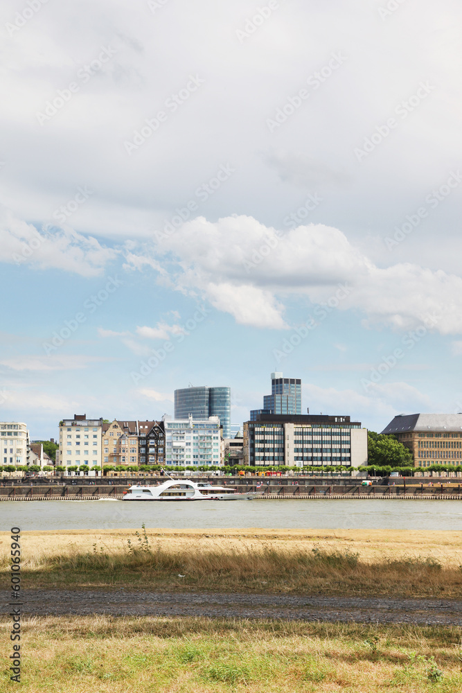 Düsseldorf, Rheinufer Düsseldorf, Rheinufer