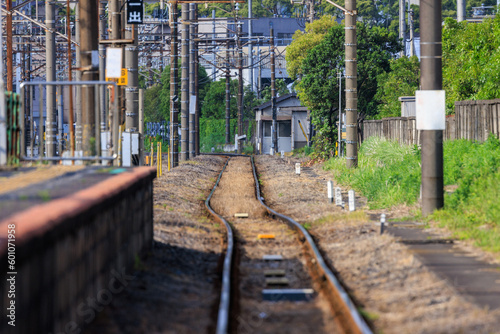 鉄道の終点駅から伸びる線路 photo