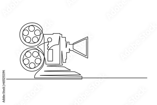 Continuous one line drawing of a retro cinema projector. Vintage cinema projector isolated on a white background. Vector illustration