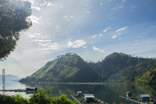 Photography lake and mountains on laut tawar lake