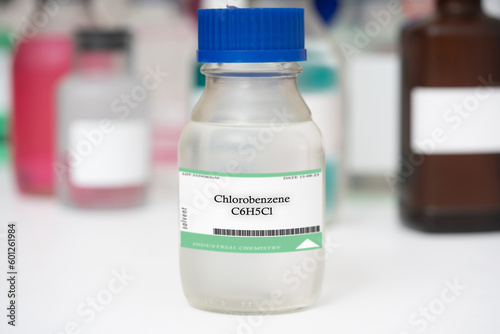 Chlorobenzene C6H5Cl photo