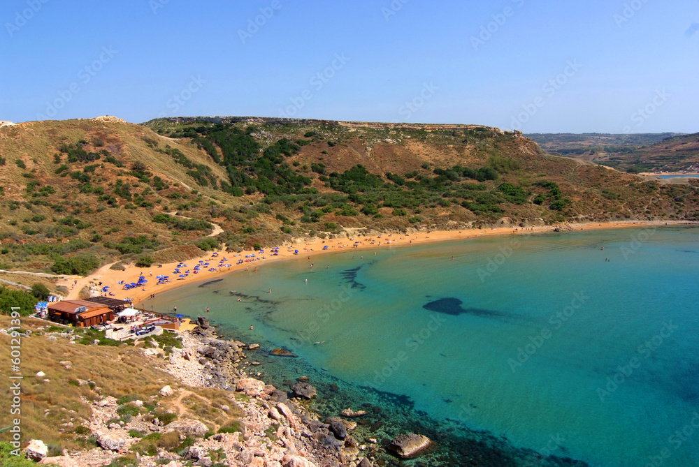 ghain tuffieha bay incantevole spiaggia dell'isola di malta