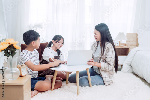 Asian boys and girls Learning various subjects with special teachers happily.